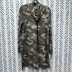 Hem & Thread Camouflage Cowl Neck Dress - M